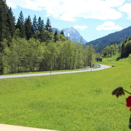 Charming In With Private Garden Kirchberg in Tirol